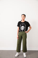 Load image into Gallery viewer, THE LOGO scallop tee
